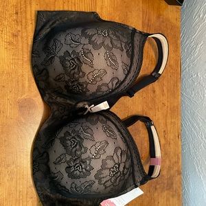 Cacique lightly lined